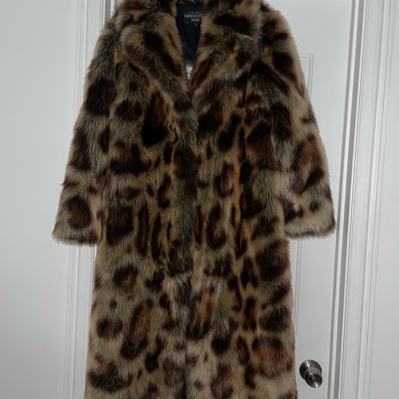 Donna Salyers Fabulous Faux Fur Feline Fine Luxurious Coat 1st Sample Sz XS NWT - Picture 2 of 10